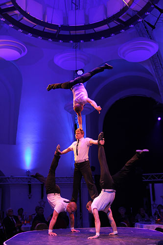 Dancing Acrobatic Group/ International Talent Agency 